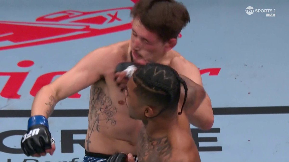 ANOTHER WALK OFF KO BY MALCOLM WELLMAKER!!! 🔥 #UFCAtlanta | LIVE on TNT Sports &amp; discovery+
