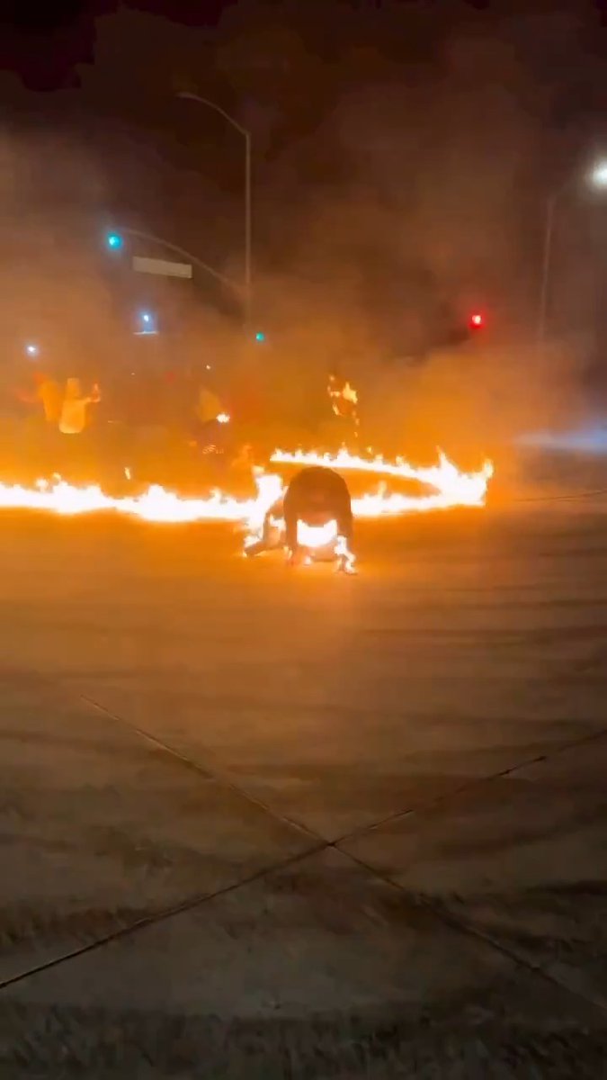 Yet another successful "street takeover" 😎 This time, instead of throwing people from vehicles or plowing vehicles into crowds of stoned bystanders they decided to just light everyone on fire 🔥 #CityLife #california #darwin #IQtest #fail #urban #democrats #streettakeover #crime #decay #darwinism #fire