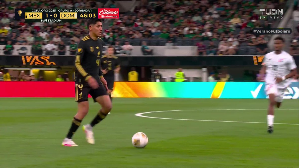 MÁXIMOS GOLEADORES DE LA SELECCIÓN MEXICANA: 52 - Chicharito. 46 - Jared Borgetti. 41 - RAÚL JIMÉNEZ*. 38 - Cuauhtémoc Blanco. 35 - Luis Hernández. * Algunos no cuentan el gol vs Martinica (no afiliada a FIFA) pero lo hizo en Copa Oro (torneo oficial).