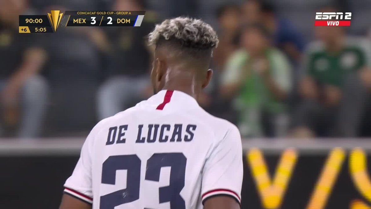 "México" Porque venció por 3-2 a República Dominicana en su debut en la Copa Oro. Los terminó peloteando un equipo que es más conocido por el béisbol que por el fútbol, terminaron pidiendo la hora, son malísimos los mexicanos hijos de re mil putas.