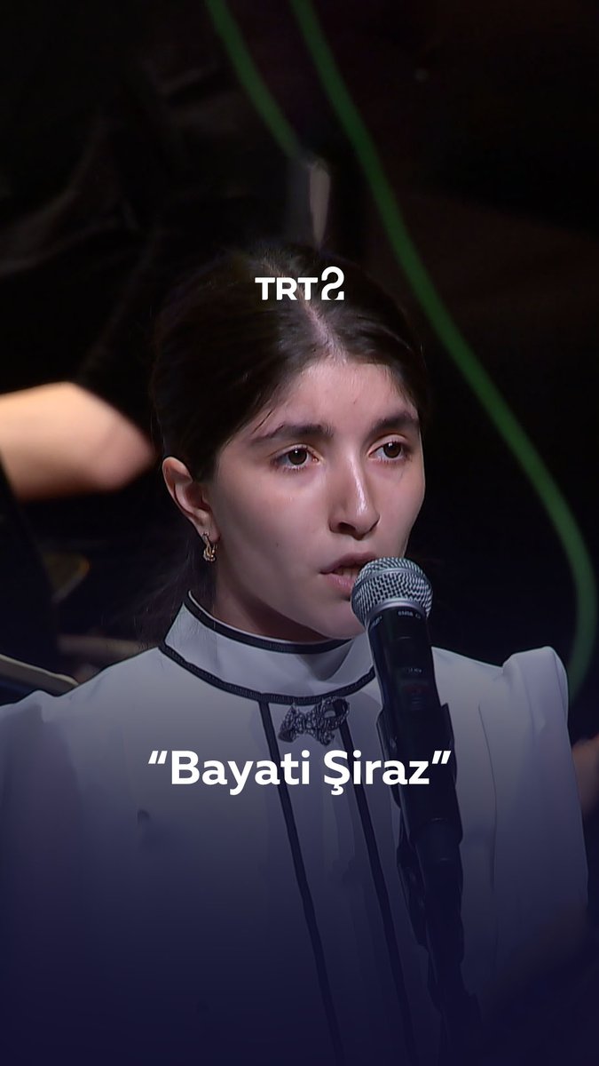 “Vatanını sevmeyen insan olmaz, olsa da o şahısta vicdan olmaz.” Habil Memmedov ve Öğrencileri “Bayati Şiraz”ı seslendiriyor. 🇹🇷 🇦🇿 “Konser Zamanı“, bugün 13.30'da TRT 2'de! 📺