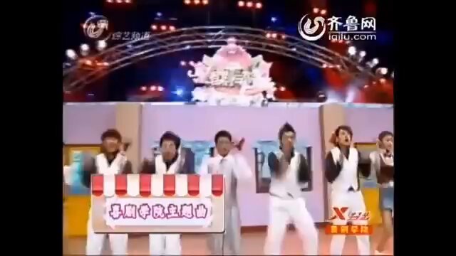 C国の｢全員集合｣と言う番組 ｢8時だよ全員集合｣のパクリだと思うのは俺だけかな？