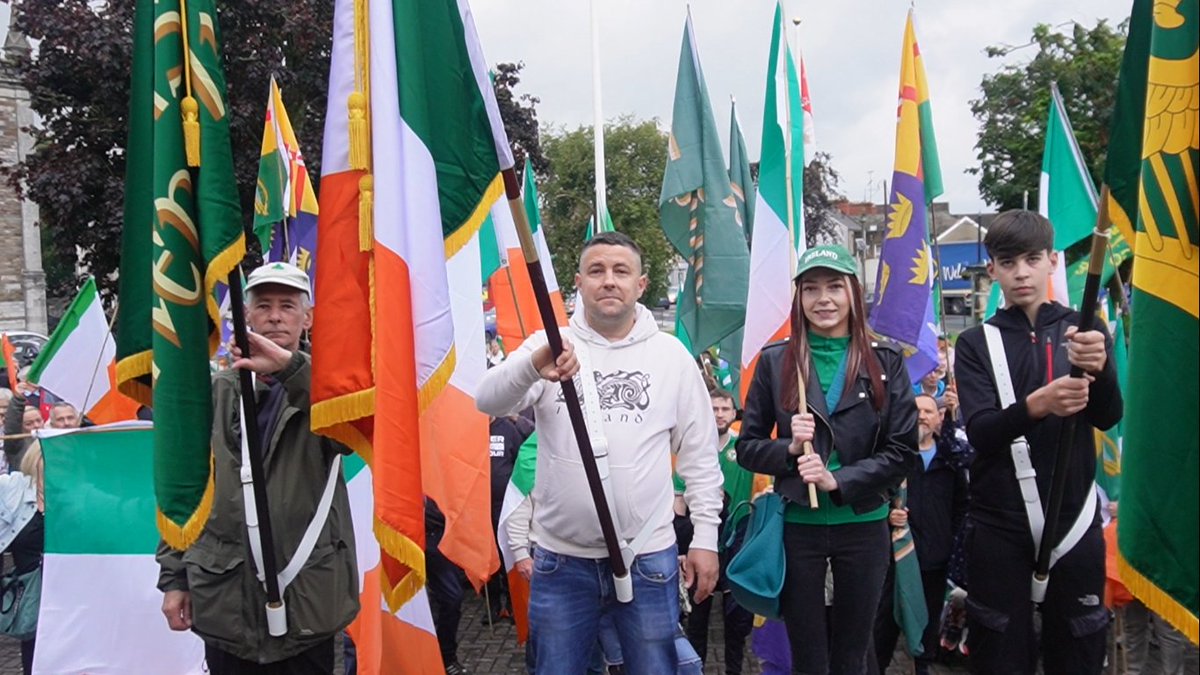 Ardee Says No! Protest Against Mass Immigration! Please Share! Síol na hÉireann fights for Ireland! Click the button below to join us and share this video—Ireland needs you!