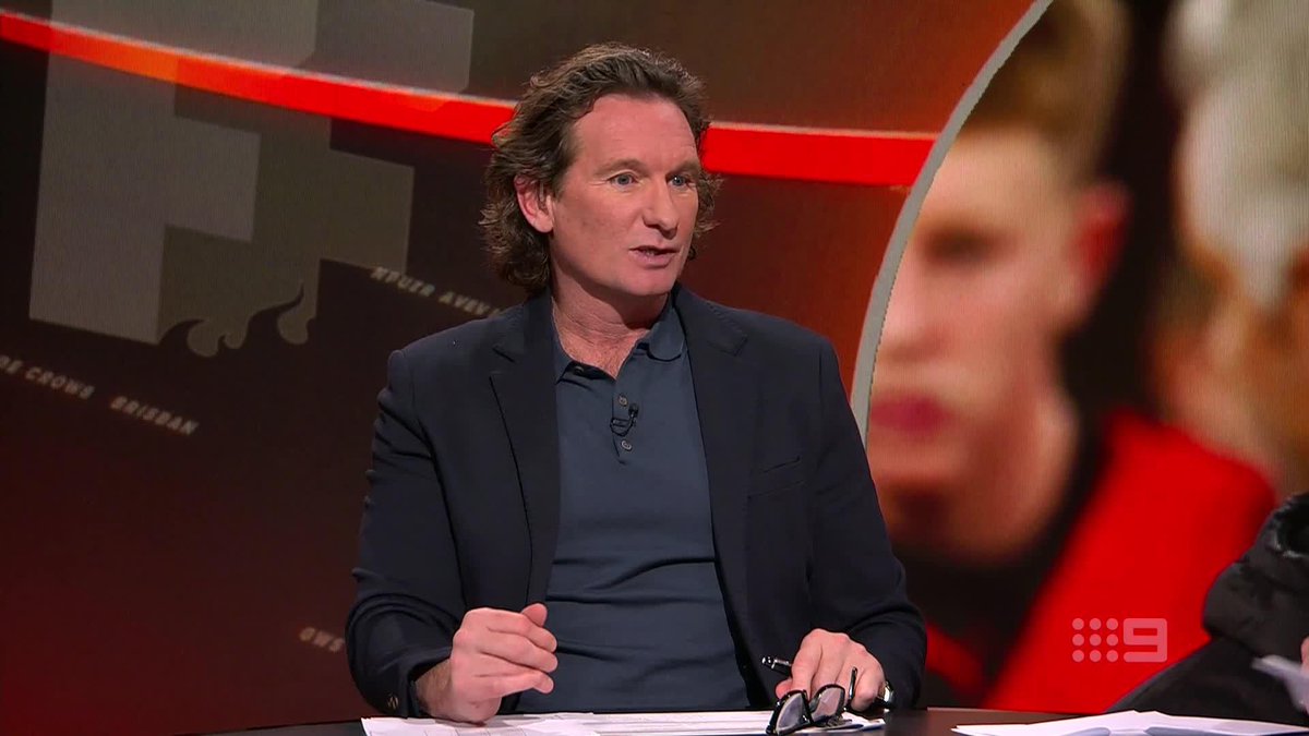 "If the game's done, send a young player & teach them how to play against two of the best players in the comp." The panel raves about Bailey Smith & Max Holmes, as James Hird questions why the Bombers didn't clamp down on the Cats guns. #9FootyFurnace | Watch on Nine & 9Now 🖥️