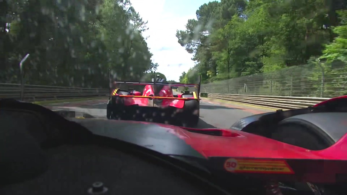 The battle is intense between the two Ferraris #51 et #50 for the 3rd position ! #LeMans24
