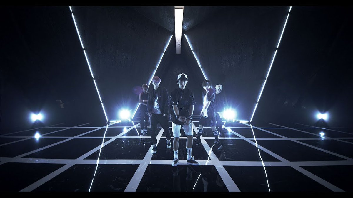 11 years ago today, BEAST released their 6th Mini Album ‘Good Luck’ with the title track of the same name.