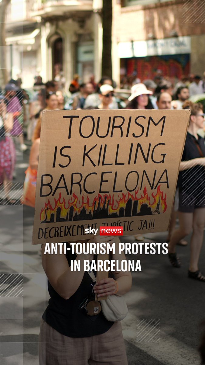 Protests have taken place in Spain, Italy and Portugal to call for a curb on mass tourism.
