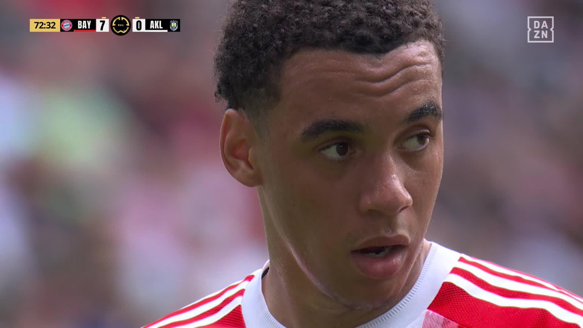 🤩 | Jamal Musiala s’offre un doublé pour son retour de blessure !💥🔝 #FIFACWC #Bayern #Aukland Suivez la rencontre FC Bayern München 🆚 🇳🇿 Auckland City FC gratuitement ici : ! 👈