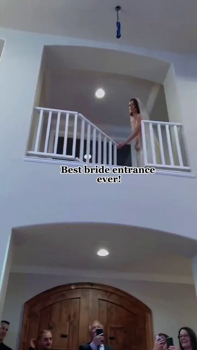 Your hand came to the wedding venue like this