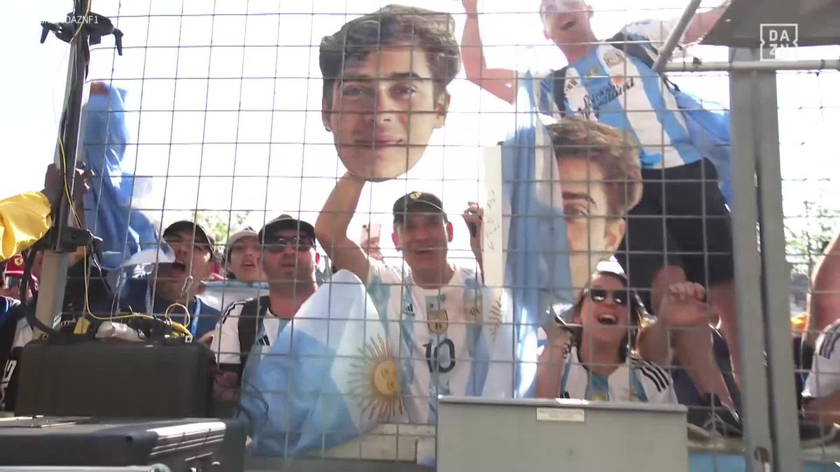 Allá donde esté Colapinto, siempre habrá argentinos apoyándole 🇦🇷😍 #CanadaDAZNF1 🇨🇦
