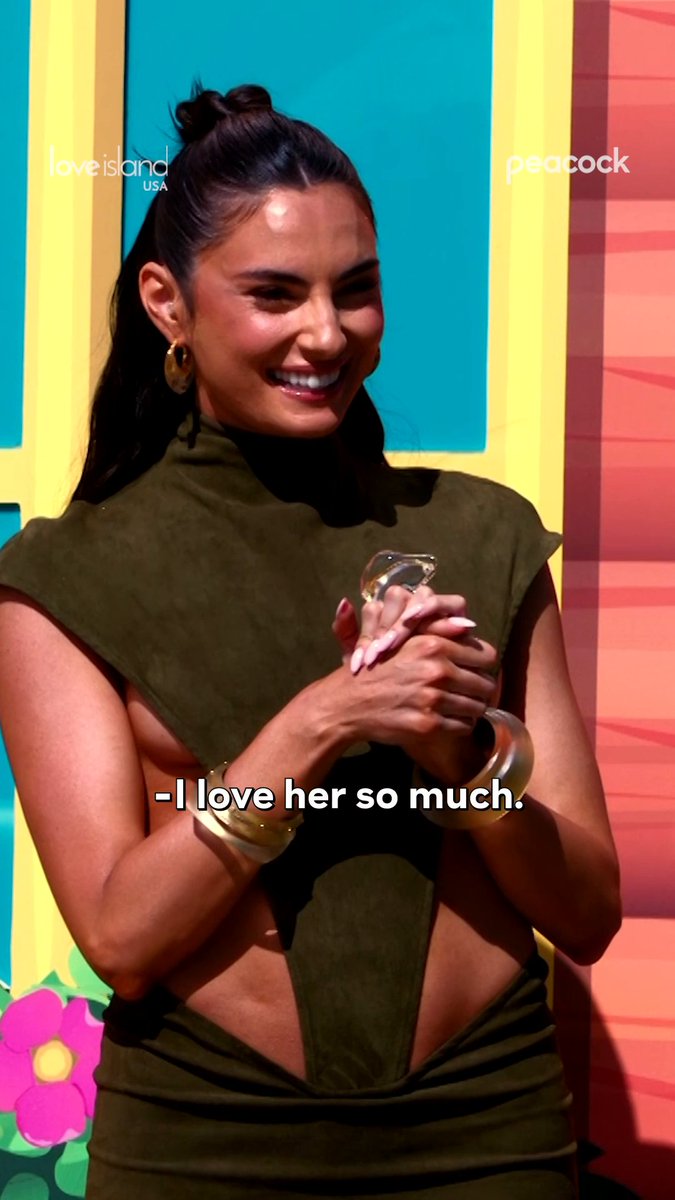 Paige DeSorbo has entered the Villa 😍 A new episode of #LoveIslandUSA is streaming tonight on Peacock.