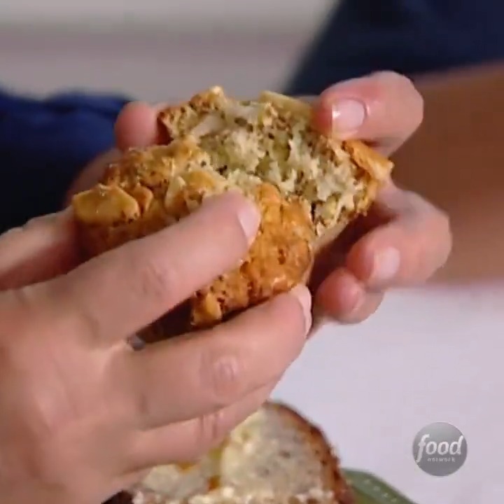 Ina Garten's banana muffins come filled with walnuts, granola AND coconut 😋🥥 Max for more #BarefootContessa: #StreamOnMax Get the recipe: