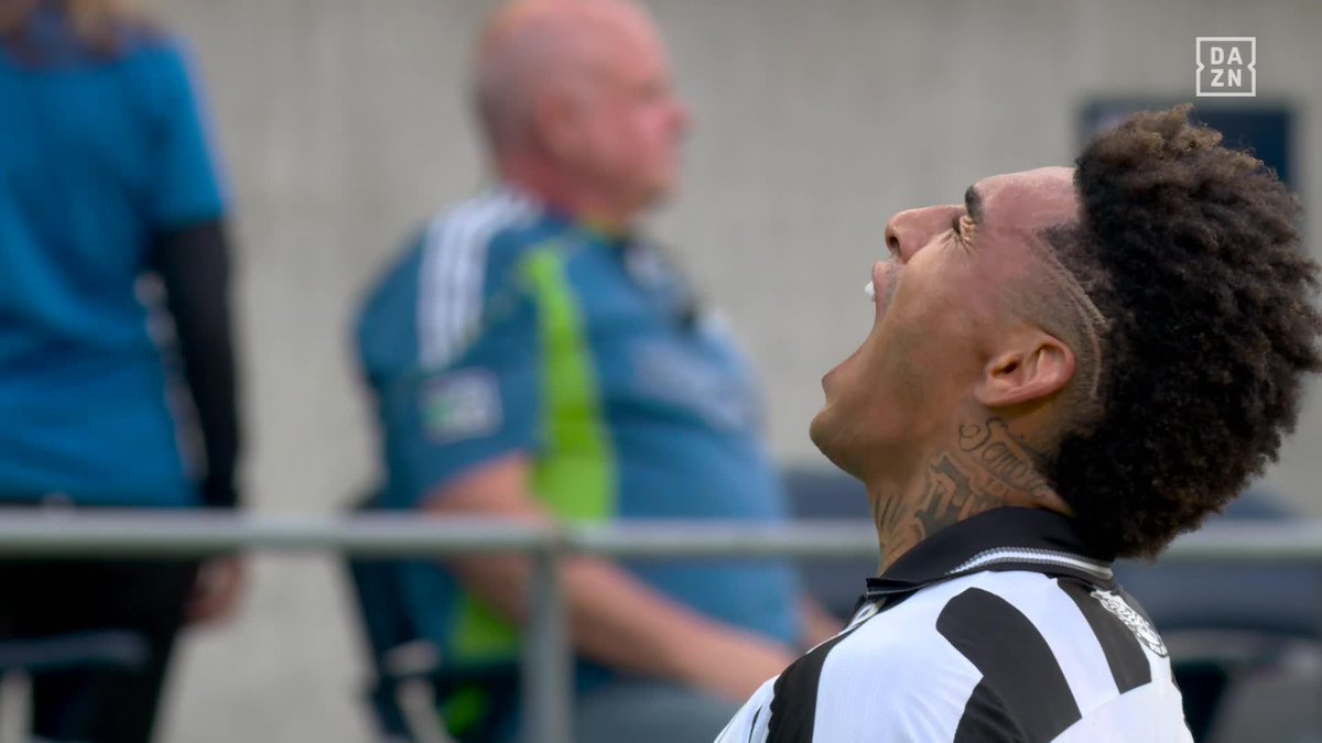 未来への咆哮 ブラジル代表の新星 #イゴール・ジェズス ヘッドで貴重な追加点 🏆FIFAクラブワールドカップ 🆚ボタフォゴ×シアトル・サウンダーズ ⚡️無料ライブ配信中 📱全63試合 DAZN無料ライブ配信 #FIFACWC #TakeItToTheWorld #DAZN
