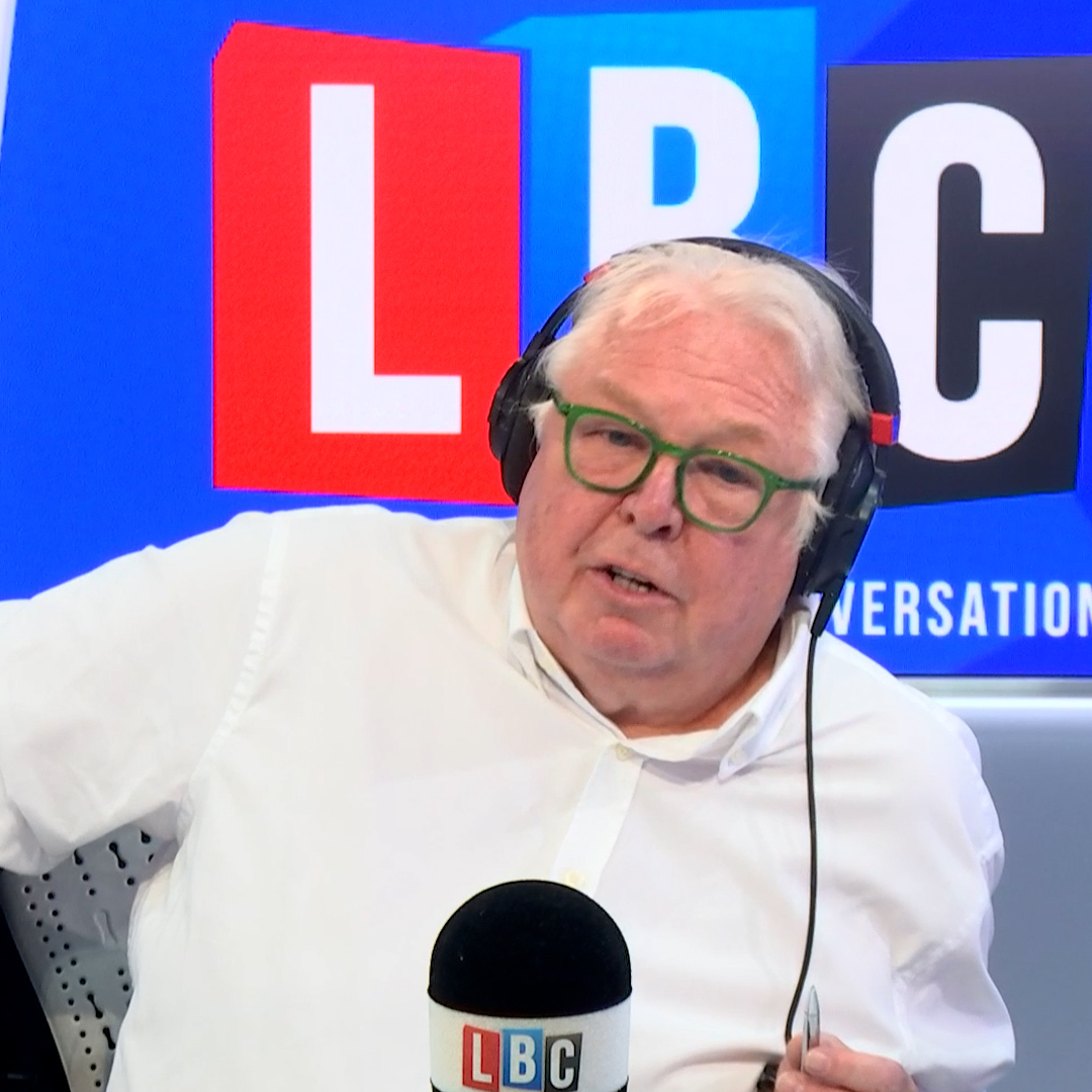"Is there much point continuing this?" Nick Ferrari despairs at treasury minister Emma Reynolds' inability to answer basic questions on Labour's new infrastructure project. It's an instant LBC classic...