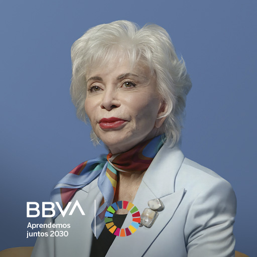 “La mayor lección de mi vida me la enseñó mi hija, Paula”, afirma Isabel Allende. La reconocida escritora rinde homenaje a su hija fallecida y comparte un mensaje de amor, esperanza y transformación.