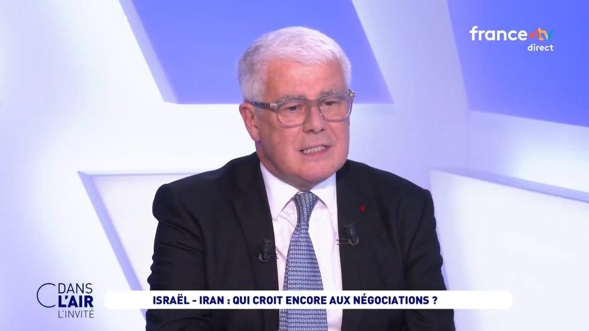 Négociations sur le #nucléaire iranien : "Pour être efficace, il faut passer des mois et des mois, et écouter, et progresser, et reculer, c'est ça le travail de diplomate. Moi j'ai passé des nuits entières avec mes collègues à écouter les Iraniens." Jacques Audibert, diplomate
