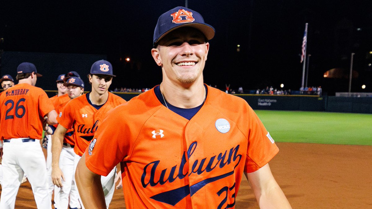 𝗦𝗲𝗻𝗶𝗼𝗿 𝗦𝗽𝗼𝘁𝗹𝗶𝗴𝗵𝘁: Parker Carlson "It's been the most important thing that's happened in my life, and it's built me as a man more than a baseball player." #WarEagle