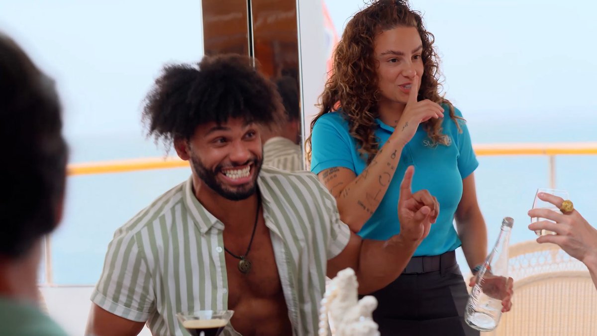 Lowkey confused, highkey entertained 🤭👏 Tune in TONIGHT for a new episode of #BelowDeck!