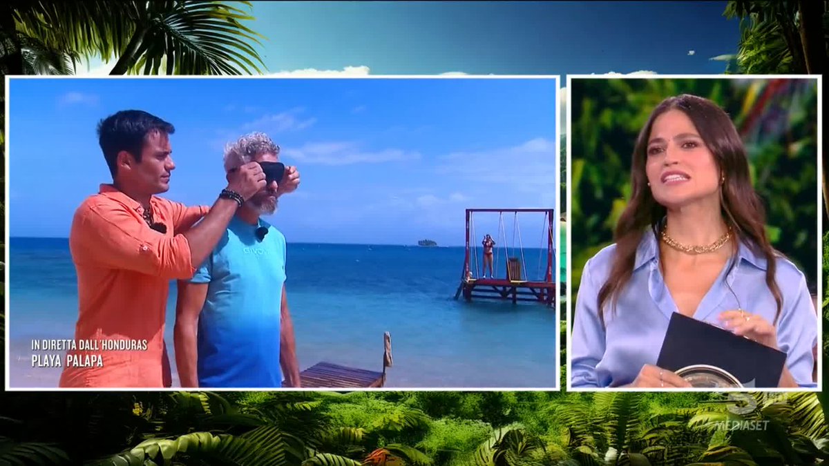Ci ha messo un po'... ma il momento in cui realizza che Zara è lì per lui è SEMPLICEMENTE MERAVIGLIOSO ❤️❤️❤️ #Isola
