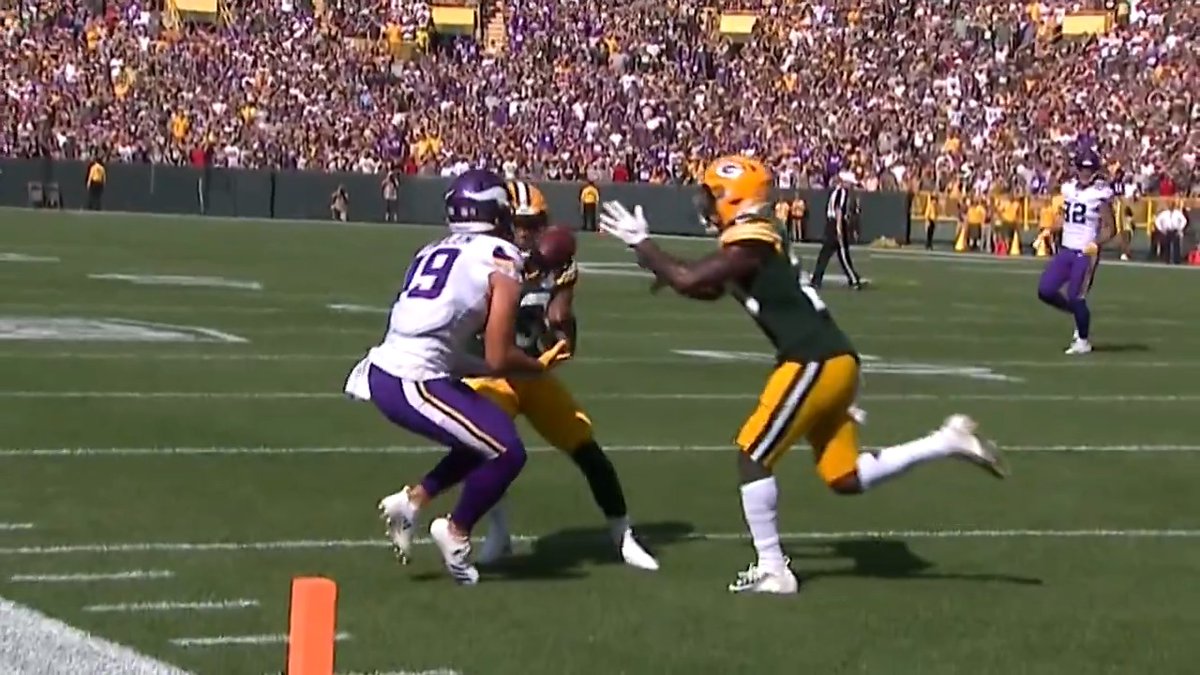 If "threading the needle" was a throw... It's this Kirk Cousins to Adam Thielen TD 🪡