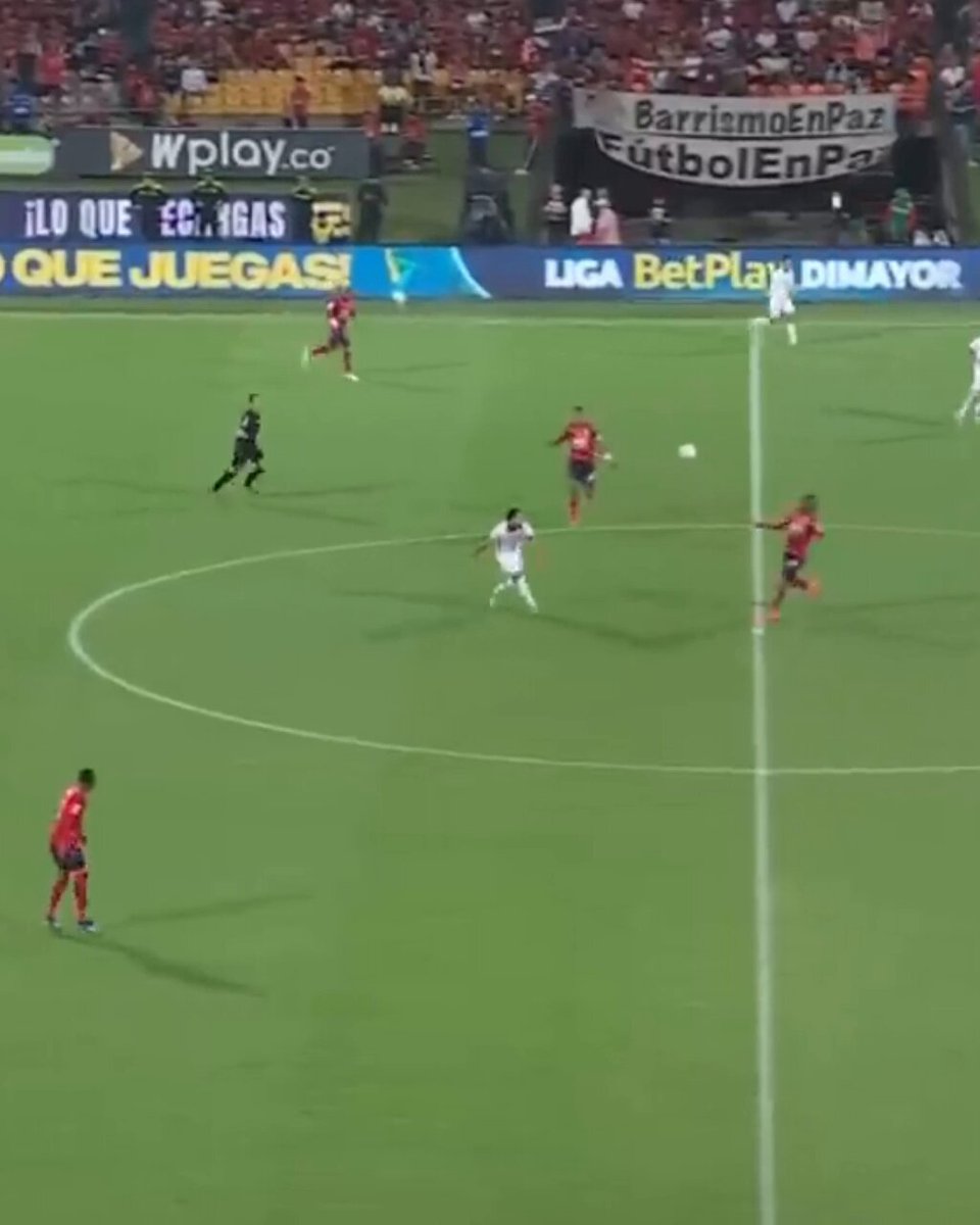 [🤪❤️💙] Tenés que cerrar el estadio… 😮‍💨