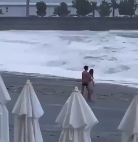Worst nightmare caught on camera 😳