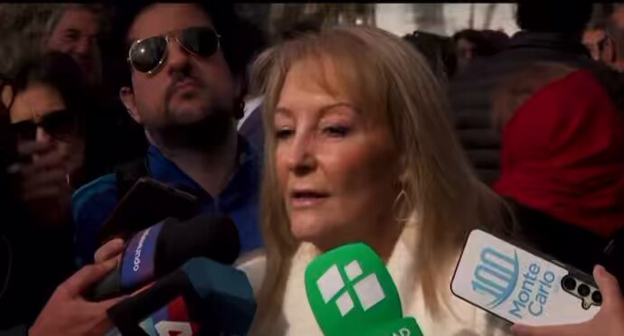 "A mi me tocó una intendencia de montevideo que tenía resistir!!" dijo Cosse sobre su gestión en la capital, y aseguró que ella hizo mucho.