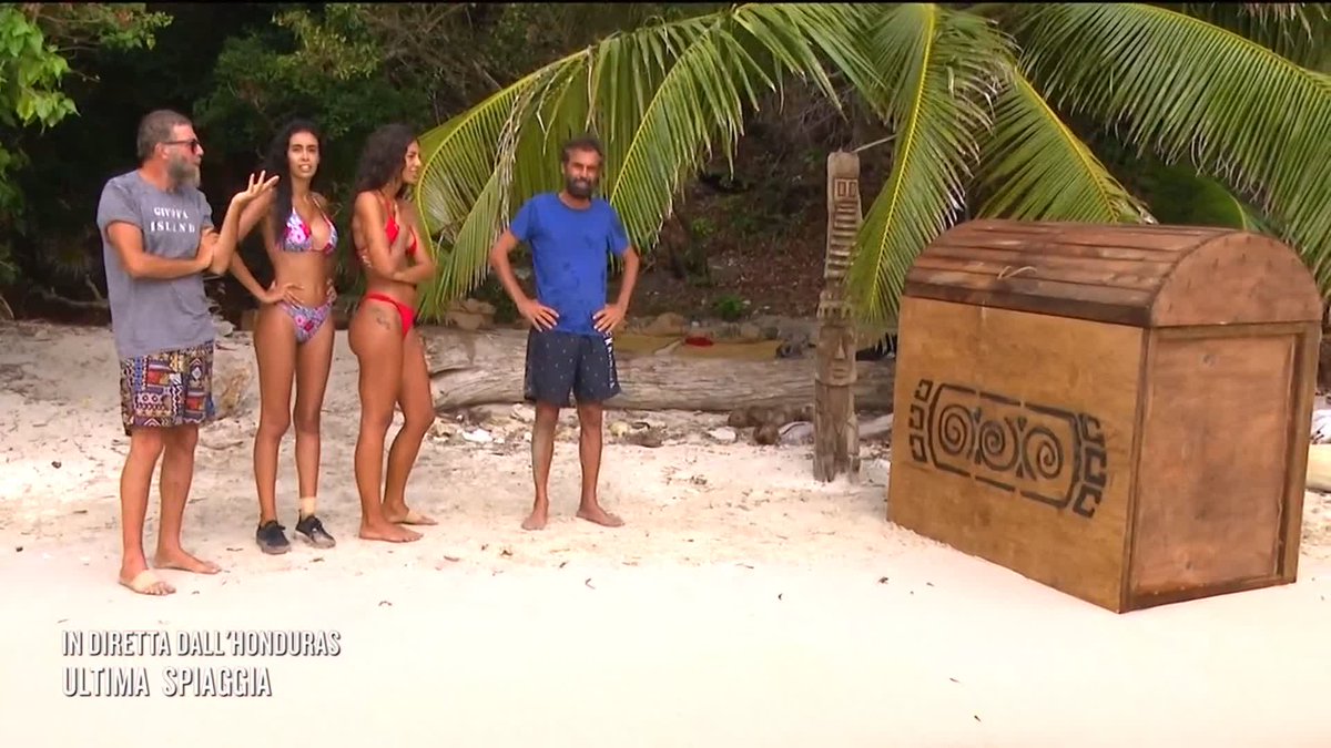 La Giss che sbuca dallo scrigno >>>>>>>> Stivale adatto all'Ultima Spiaggia: DECISAMENTE APPROVED #Isola