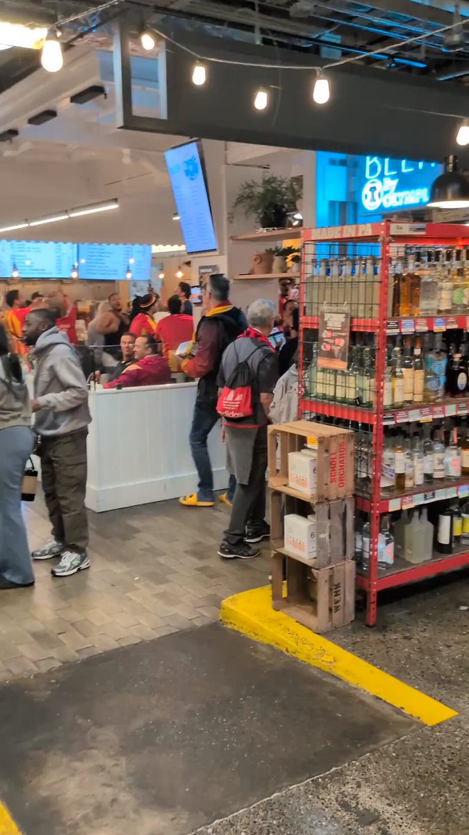 ES Tunis fans have taken over Reading Terminal Market ahead of the FIFA Club World Cup. This is what Commanders fans thought they looked like before the NFC Championship Game. (via r/philly)