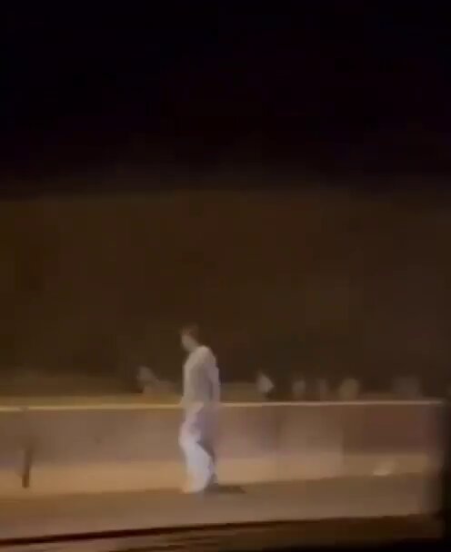 غير عادي ‼️🚨⚡️ سجناء ايرانيون يهربون بعد ان استهدفت اسرائيل موقع بالقرب من السجن