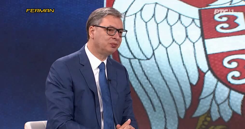 Samo za ljubitelje kratke forme. PS Nova funkcija koju je sam sebi dodelio - zaštitnik građana, ON lično.