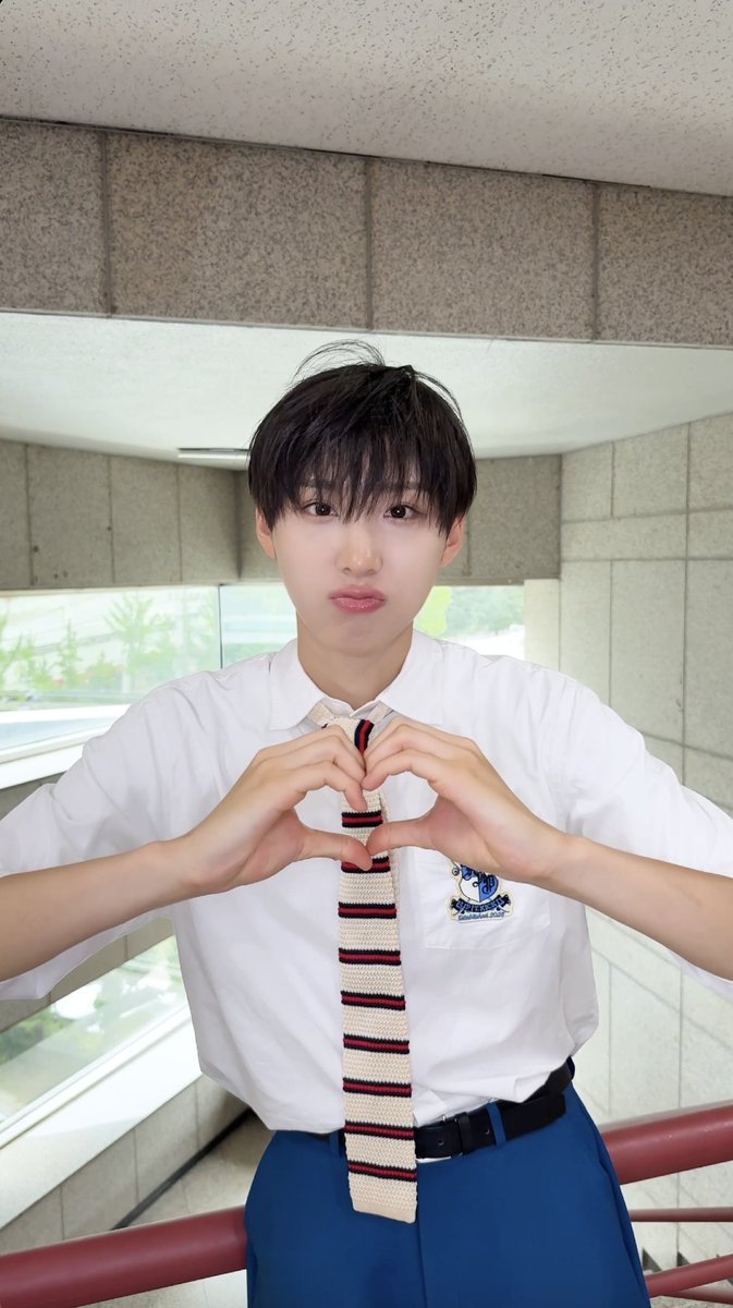 かわいいだけじゃだめですか？(๑˃̵ᴗ˂̵) #주왕 #Juwang #KickFlip #킥플립 #Kick_Out_Flip_Now #FREEZE