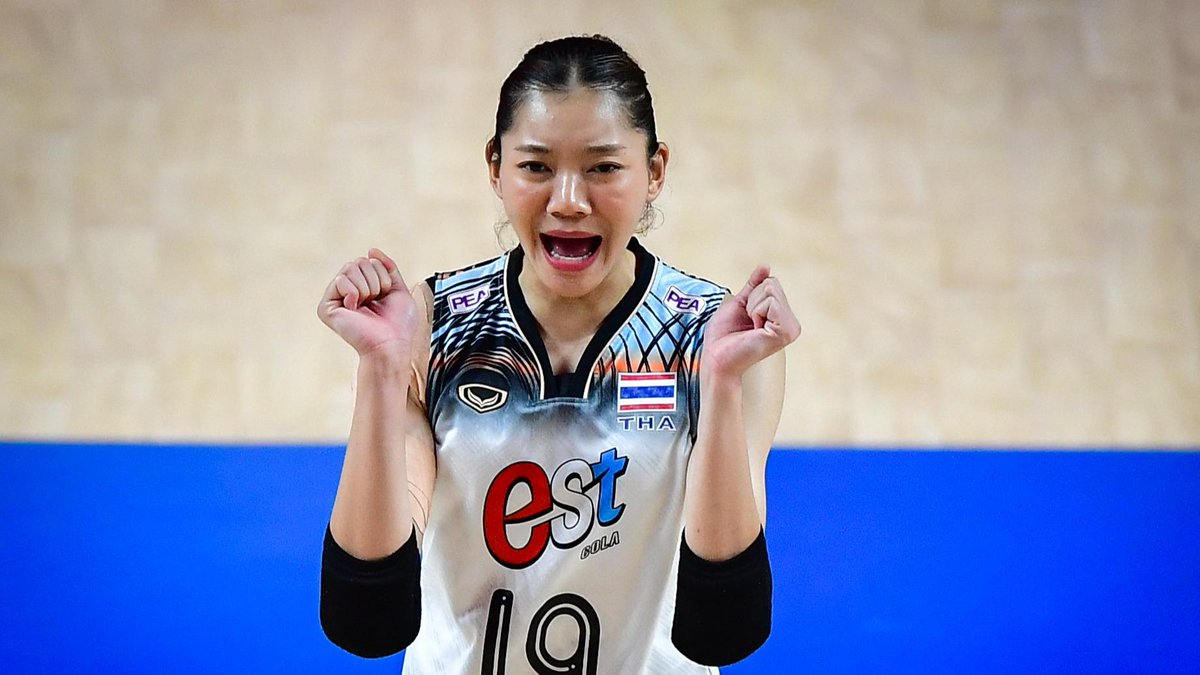 #VNL2025 🇹🇭⚔️🇯🇵 Tomorrow | 9:00 AM GMT ⏰ Always electric when these two clash: a matchup packed with passion, pride and - above all - DIGS 🔥 Who’s taking it this time? 👀 #Volleyball #BePartOfTheGame