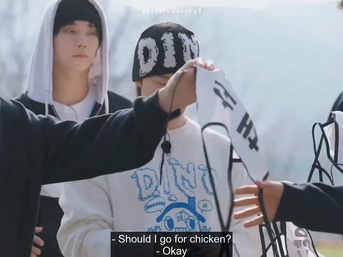 Its so adorable how much members trust minghao when it comes to hotpot 🥹 🦦 : Should I go for chicken 🐶 : You're be good with lamb 🦦 : Really? I like chicken 🍒 : Problem isn't what you like right now! 🦦🐶 : bicker2x 🐸 : Lamb is more delicious 🦦 : Really.. ohh~
