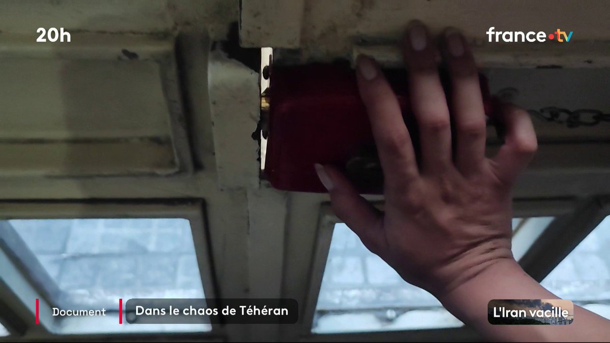 🇮🇷🔴 DOCUMENT #JT20h : dans le chaos de Téhéran Alors que des bombardements massifs israéliens auraient fait 224 victimes selon le régime iranien, nous avons pu suivre le terrible quotidien des habitants de la capitale.