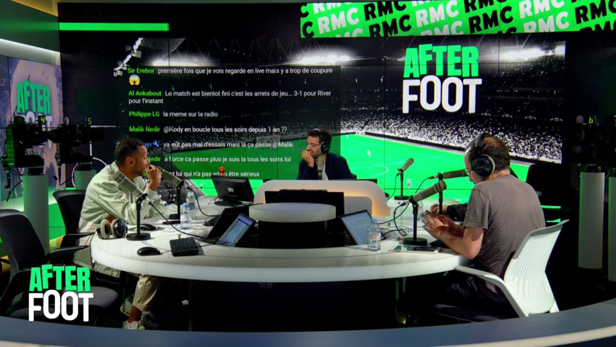 🇧🇷⭐ Kevin Diaz : "Selon moi, Neymar est le joueur qui aurait pu devenir le plus grand de l'histoire du foot. Il sait tout faire sur un terrain. Un mélange de technique, d'élégance, de vitesse et de dextérité. C'est le joueur qui m'a donné le plus d'émotions."