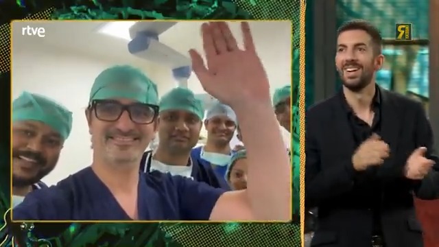 🇮🇳 Conexión con Diego Gonzalez Rivas, desde el Hospital Yashoda, en Hyderabad, India. La habilidad que tiene Diego para parecer más un rapero que el mejor cirujano del mundo. #LaRevuelta