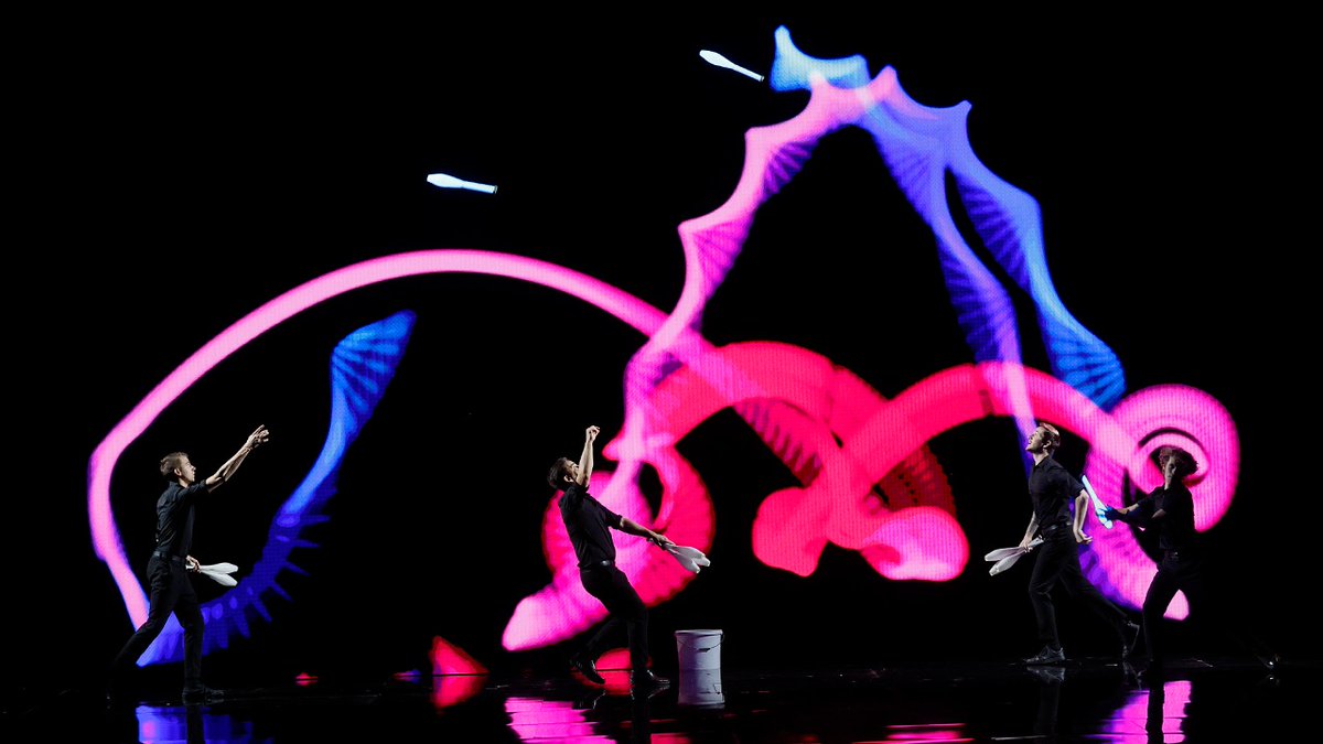 This juggling is mesmerizing. #AGT