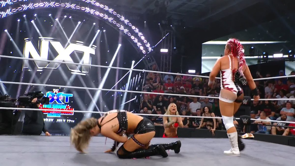 Oh no Tater... ZARIA took her eyes off the prize, and IZZI DAME gets the win! 😱 #WWENXT