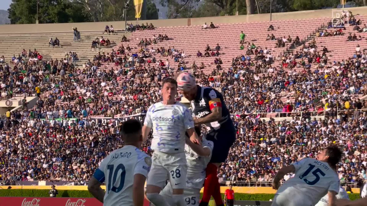 🇪🇸 いまだ健在の得点力 🇲🇽 39歳 #セルヒオ・ラモス がCKから打点の高いヘディングで合わせる。 インテル戦で #モンテレイ に貴重な先制点をもたらした。 🎥:DAZN Fútbol