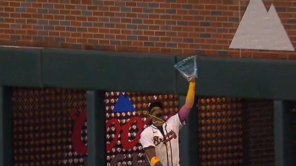 RONALD ACUÑA JR., ¡Y ESTE DOBLE PLAY! ¡LA BESTIA EN ACCIÓN! 🤯