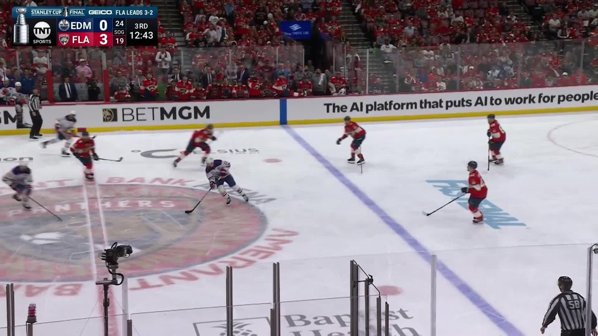 "WE WANT THE CUP" CHANTS HAVE STARTED 🗣️