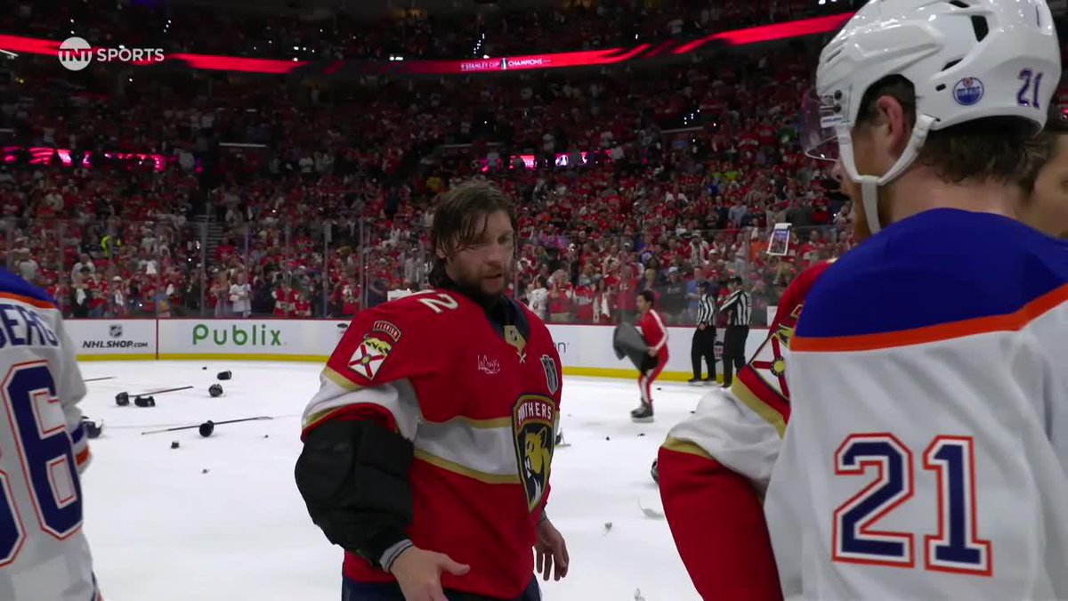 Last handshakes of the 2024-25 season 🤝