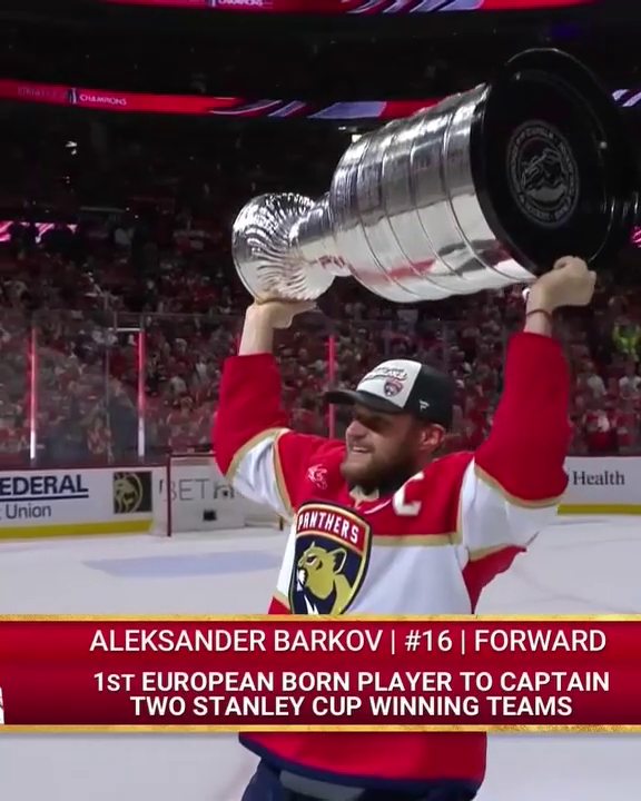 THE PANTHERS HOIST THE STANLEY CUP YET AGAIN 🏆