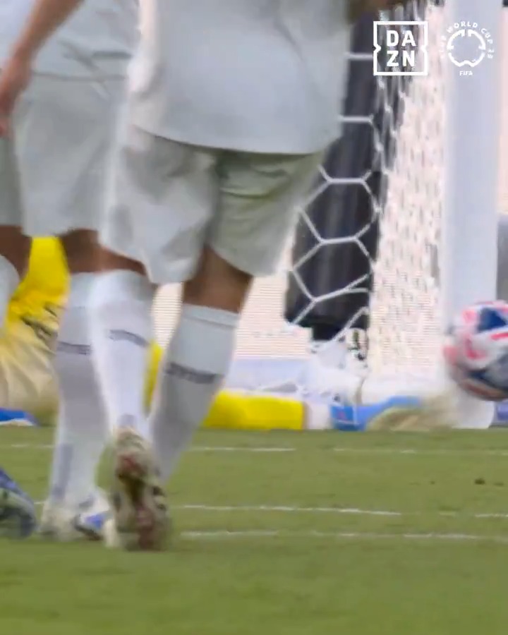 L'Inter rischia anche il ko ❌ Canales centra il palo dalla distanza 🥅 #MonterreyInter #FIFACWC #DAZN