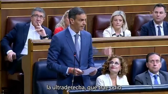 Sentimos un enorme respeto por los ciudadanos, por ello NO vamos a entregar el Gobierno a la oposición más inútil, tóxica y divisiva de nuestra historia. Lamento lo sucedido hoy en el Congreso. Este no es el camino. Pido respeto y altura política.