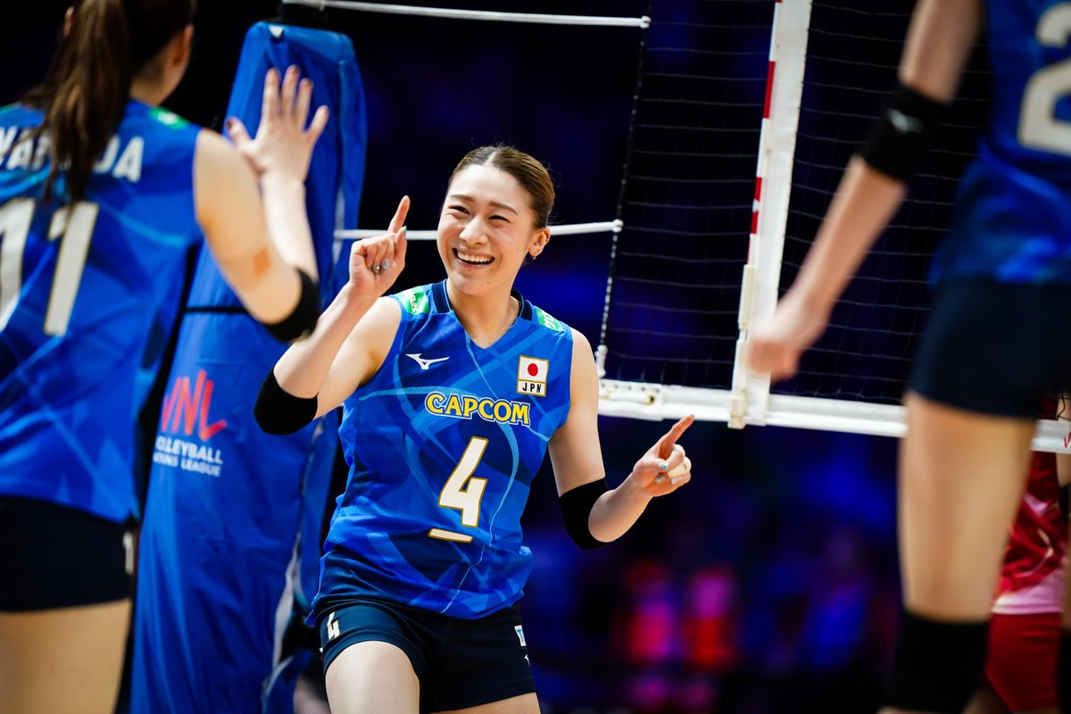 #VNL2025: JAPAN 🇯🇵 3-2 🇹🇭 THAILAND Japan 🇯🇵 and Thailand 🇹🇭 put on an absolute show 🤯! Thailand nearly pulled off a sweep 👀, but Japan came alive in Set 3 and turned the game around 🔥! 📺 Watch #VNL on VBTV: 🏐 #BePartOfTheGame #volleyball