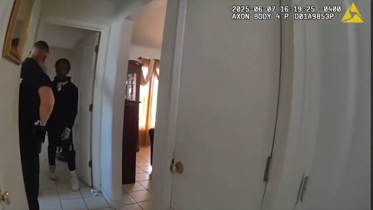 Orange County, Florida deputies were called by a father claiming his son, Terry Washington Jr., was breaking things and not taking his meds. When the deputies arrived, Terry came out of his room with a gun and attempted to stab a deputy resulting in the deputy shooing and killing him... #CityLife #florida #cops #orlando #BallisticTest #FAFO #darwin #bathtub #police #FloridaMan