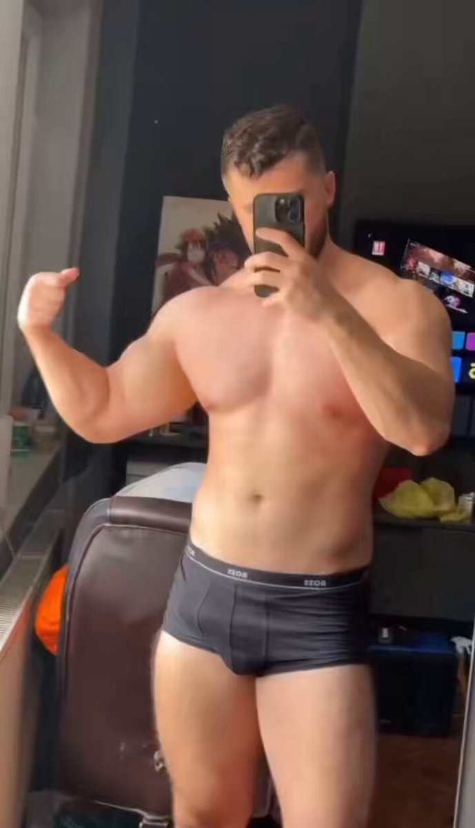 Editando e batendo punheta pq nao resisti a essa putaria aqui 😎