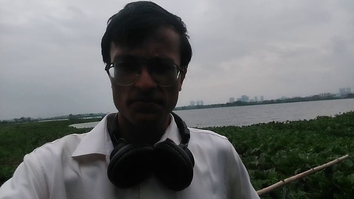 Hello new lovely mutuals, it's been great interacting with yall. Here's a rant on what I have been upto, what my plans with my blog and my other projects are, straight from the "mighty" East Kolkata Wetlands. 🥰 (should have gone to the barber before recording this though) 😭